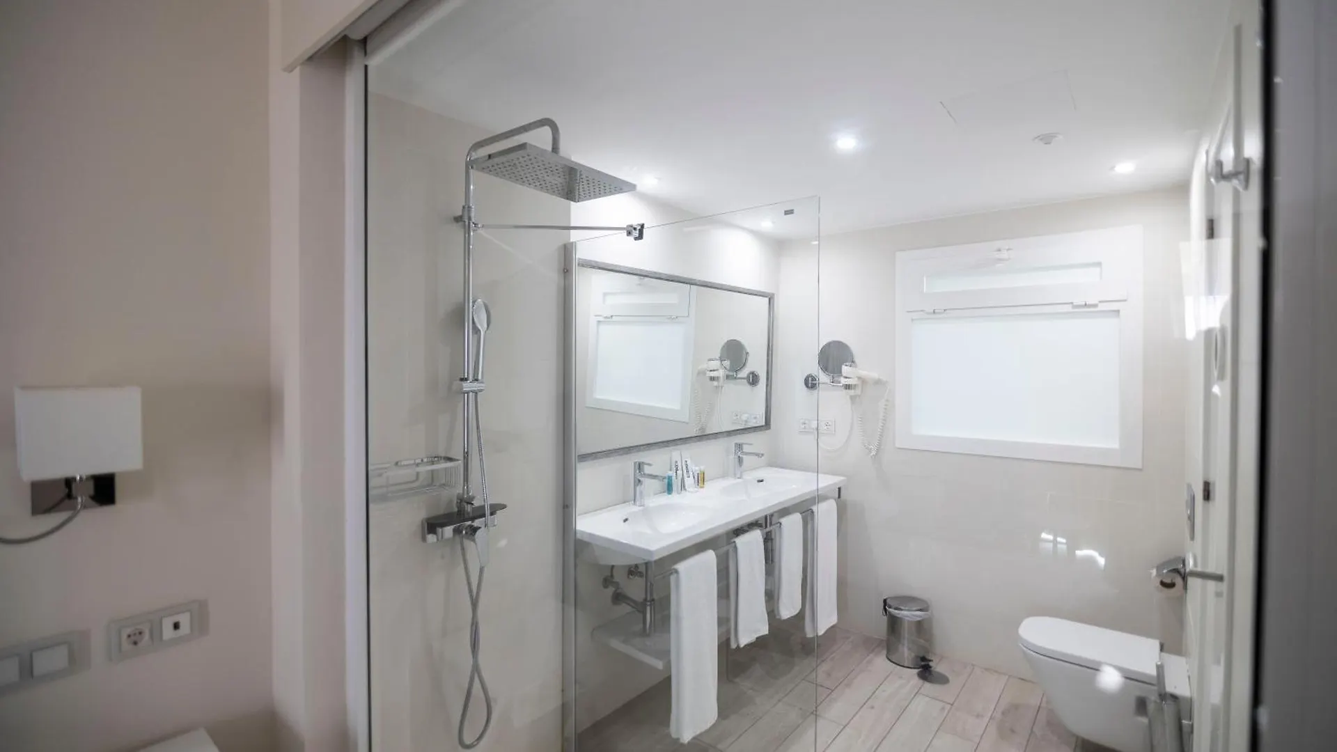 קורלחו Hotel Boutique Tao Caleta Mar